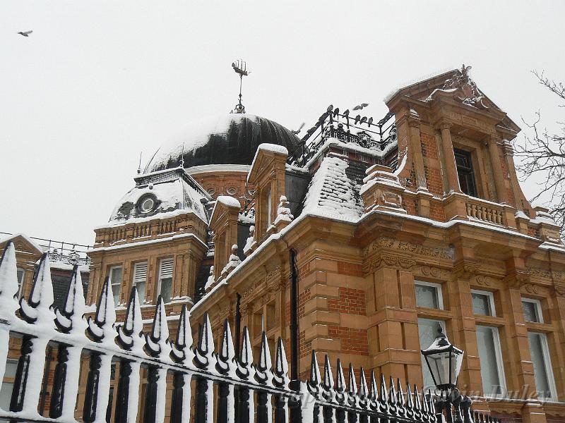 Observatory in the snow, Greenwich Park P1070211.JPG